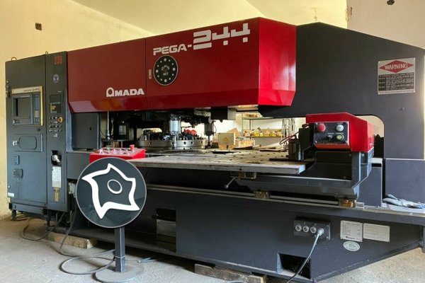 Координатно-пробивной пресс с ЧПУ Amada Pega 244