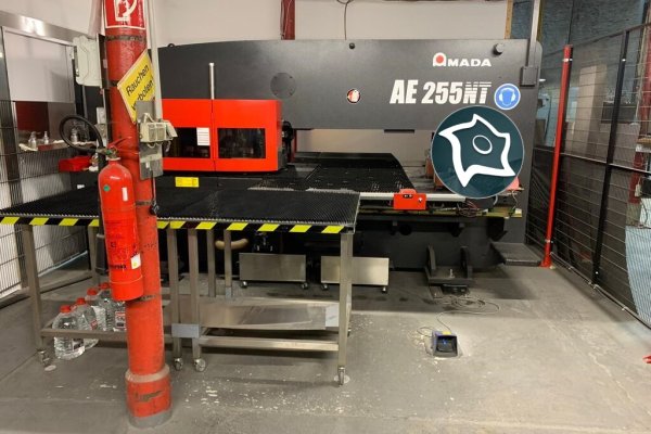 Координатно-пробивний прес з ЧПУ AMADA PROMECAM AE 255 NT