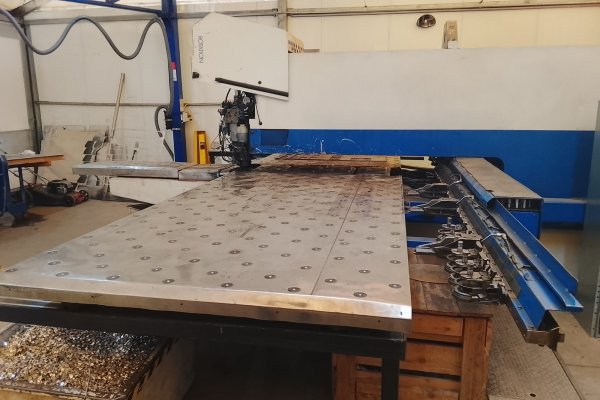 Координатно-пробивной пресс с ЧПУ TRUMPF TRUMATIC 500