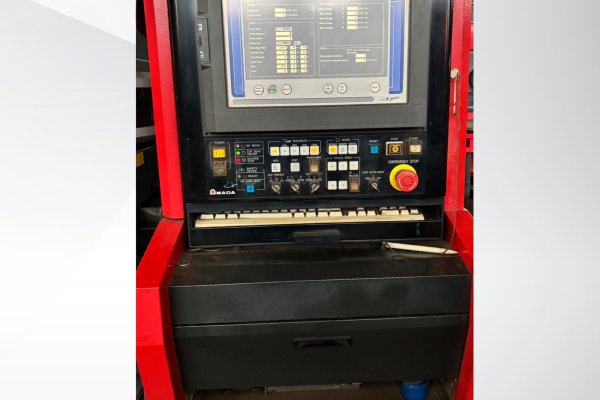 Координатно-пробивний верстат з ЧПУ AMADA AC2510 NT + MP 250