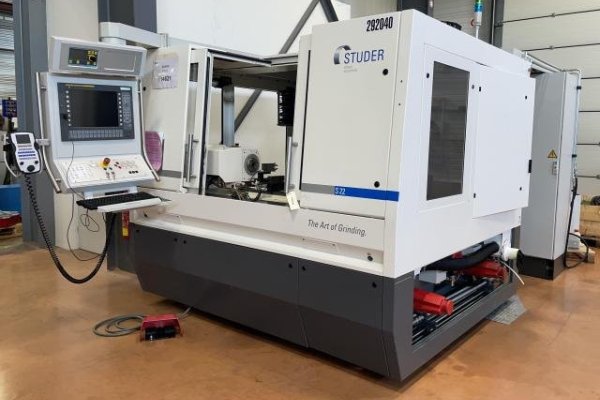 Круглошліфувальний верстат з ЧПУ STUDER S 22