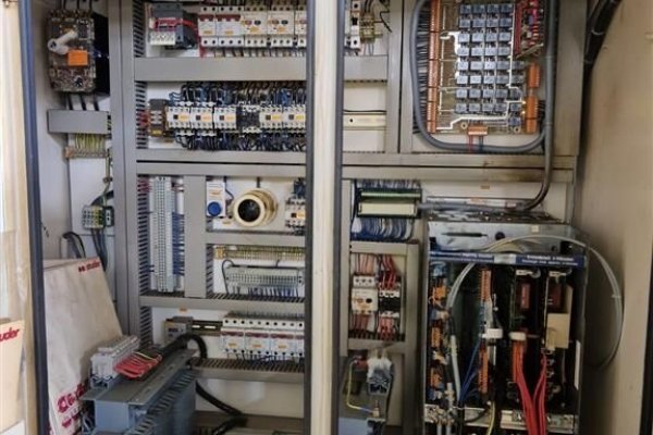 Круглошлифовальный станок с ЧПУ STUDER S 25