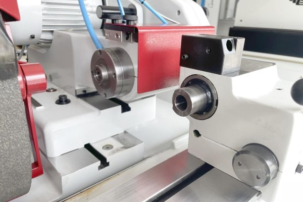 Круглошлифовальный станок STUDER S 20-12