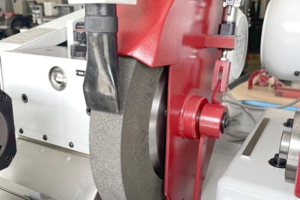 Круглошлифовальный станок STUDER S 20-12