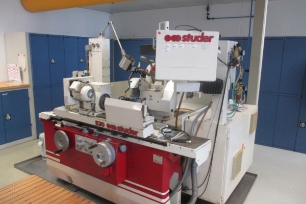 Круглошліфувальний верстат STUDER S 30-1