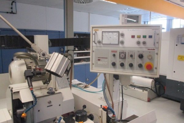 ​Круглошлифовальный станок STUDER S 30-1