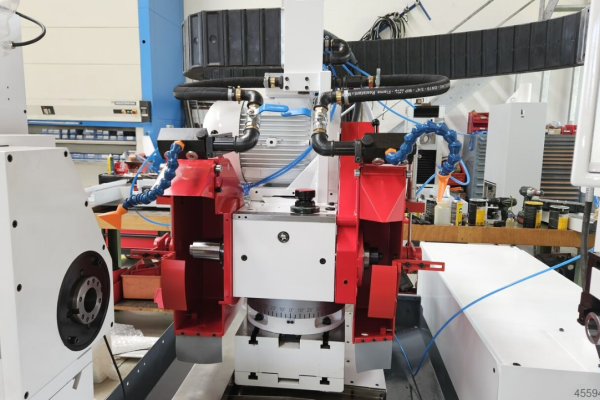 Круглошлифовальный станок Studer S40-2