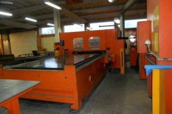 Лазерний верстат BYSTRONIC Bysprint 3015 1,8 KW