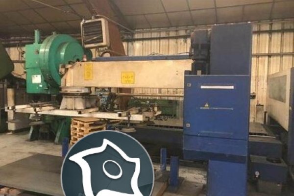 Лазерный станок с ЧПУ Trumpf Trumatic L3050