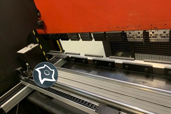 Листогибочный гидравлический пресс с ЧПУ AMADA PROMECAM ITS2 125-3