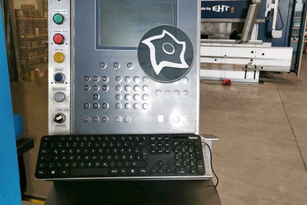 Лістозгинальний гідравлічний прес з ЧПУ EHT