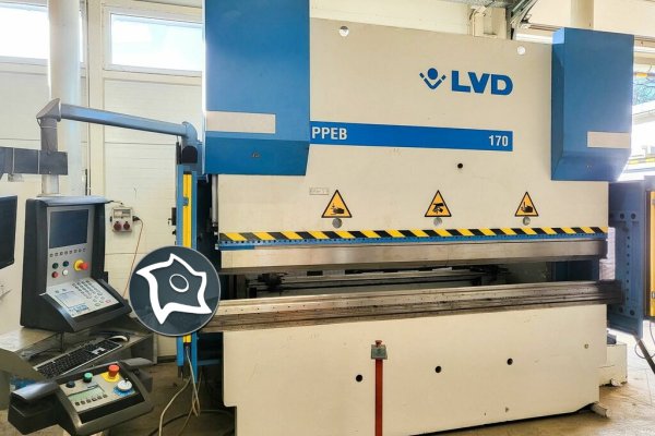 Листозгинальний гідравлічний прес з ЧПУ LVD PPEB 170/3050