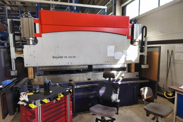 Листозгинальний прес Bystronic Beyeler PR 150 IPC