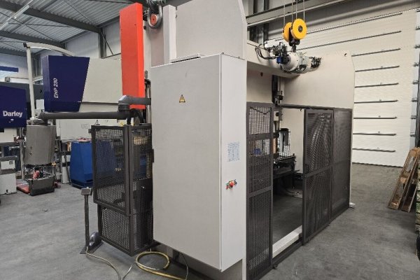 Листогибочный пресс Bystronic PR 200