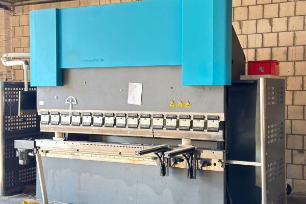 Листозгинальний прес Haco SRM30150