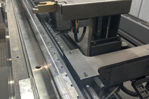 Листозгинальний прес преміум-класу Bystronic Xpert Pro 320/4100