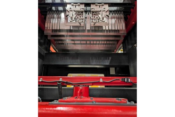 Листогибочный пресс с ЧПУ AMADA - HDS-1030NTR - 2010 