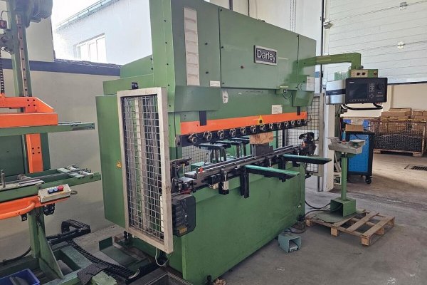 Листозгинальний прес з ЧПУ Darley EHP 50
