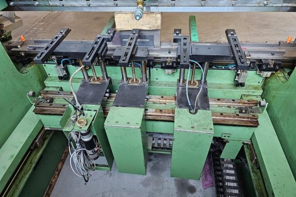 Листозгинальний прес з ЧПУ Darley EHP 50