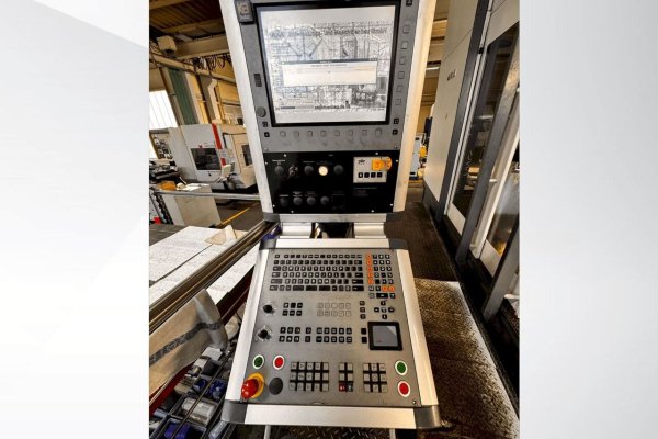 Токарний металевий верстат AXA VPC 2800-U