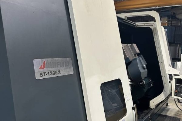 Багатоосьовий токарний верстат з ЧПУ Johnford ST 130EX