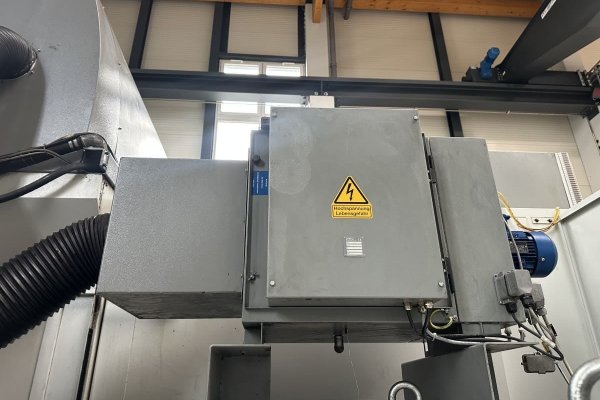 Обрабатывающий центр DMG DMC 200 U duoBLOCK