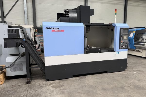 Обрабатывающий центр Doosan DNM 500