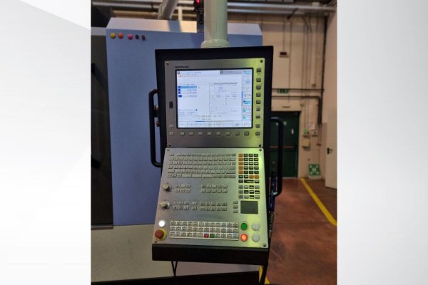 Обрабатывающий центр Doosan MYNX 7500