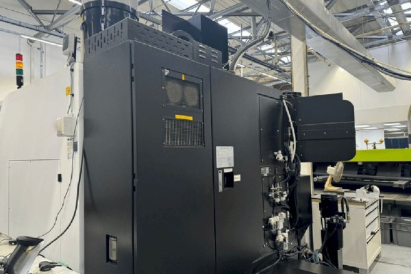 Обрабатывающий центр Hurco VMX42HSRTi