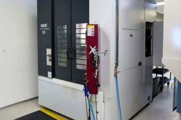 Обробний центр OKK VP 400