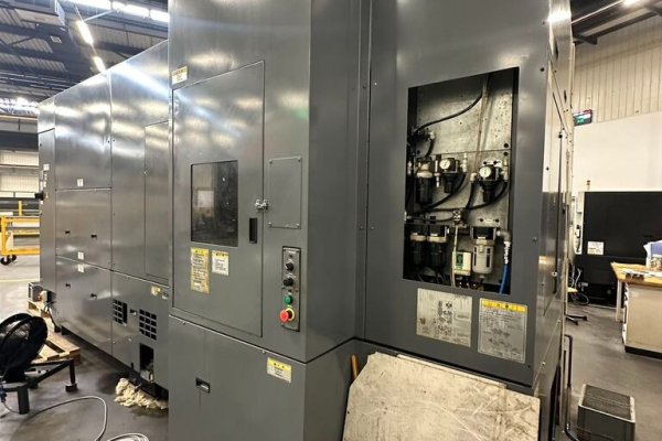 Обрабатывающий центр Okuma MULTUS B400