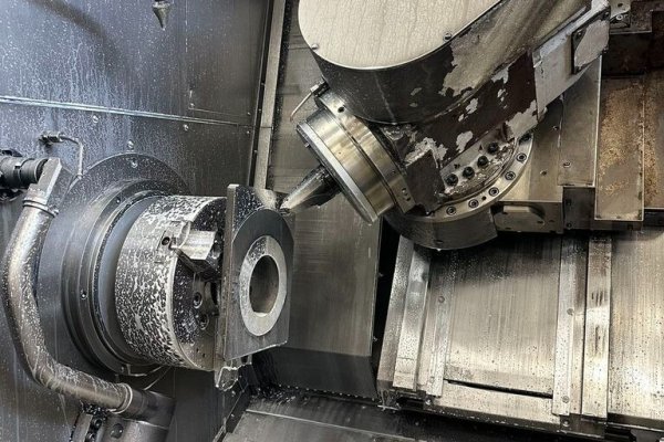 Обрабатывающий центр Okuma MULTUS B400