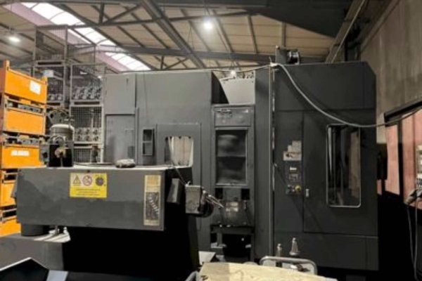 Обрабатывающий центр с ЧПУ Mazak FH 8000 