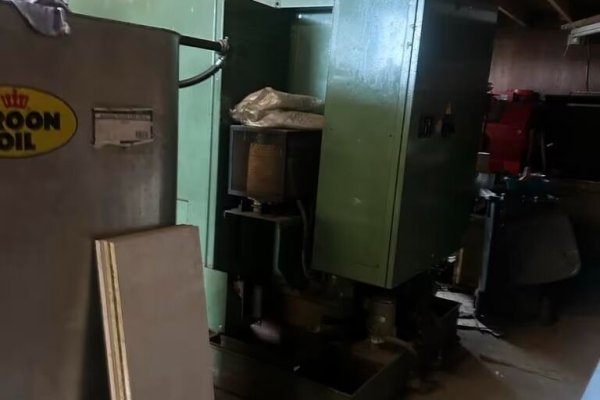 Обробний центр Takisawa MAC-V1E