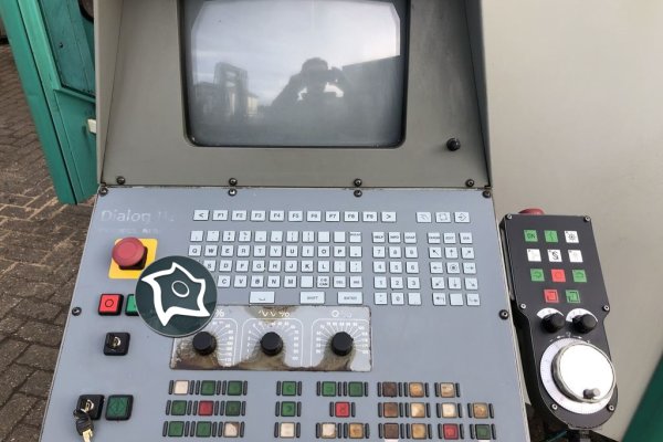 Обрабатывающий центр вертикально-фрезерный с ЧПУ Deckel Maho DMC 70 V