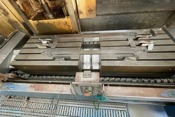 Обробний центр (вертикальний) MORI SEIKI M-300L2
