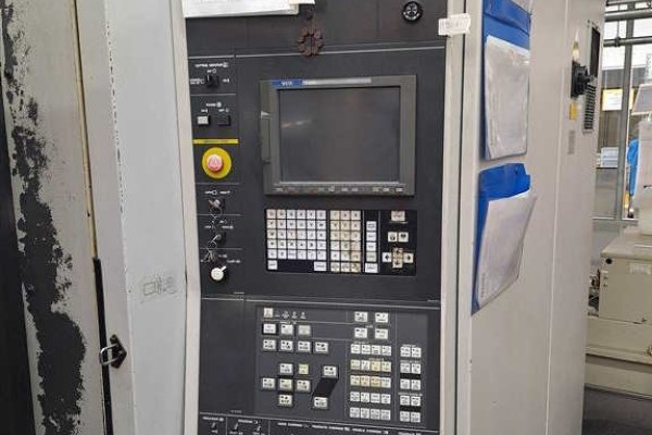 Обрабатывающий  горизонтальный центр HITACHI SEIKI HS 400