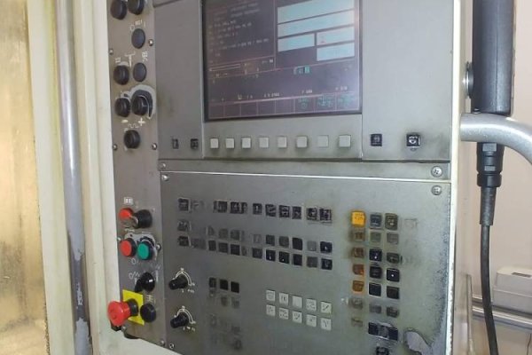 Обрабатывающий вертикальный центр  KOVOSVIT MAS  MCV 500