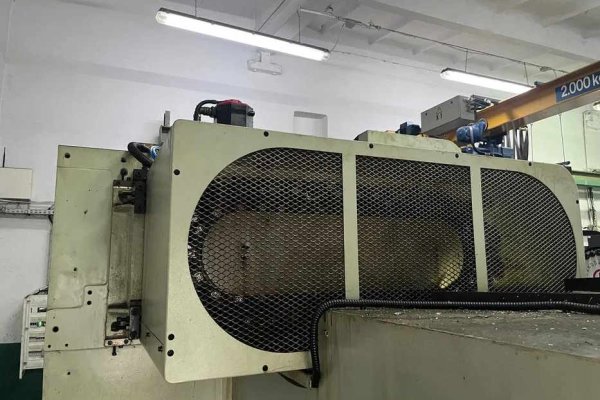 Обробний центр з ЧПУ Hardinge Bridgeport VMC 1500 P3