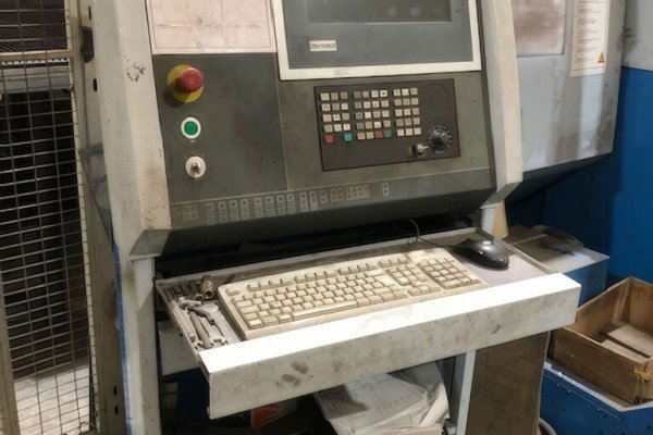 Револьверний координатно-пробивний прес Finn-Power FINN POWER E6