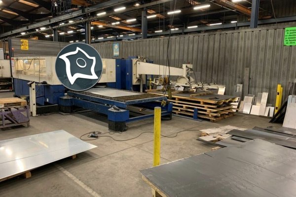 Станок для лазерной резки с ЧПУ TRUMPF TRUMATIC 3030