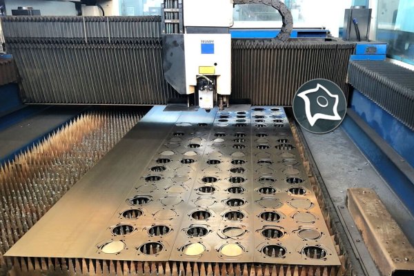 Верстат лазерного різання TRUMPF L 3050
