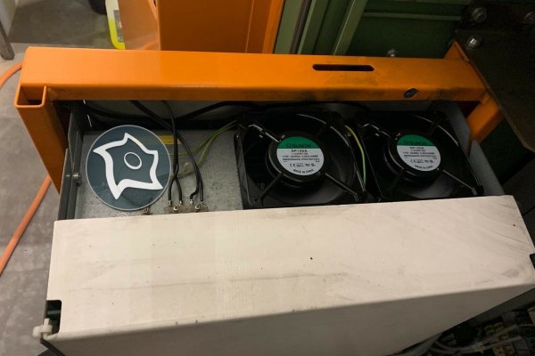 Станок универсальный фрезерный с ЧПУ MIKRON WF 41 C