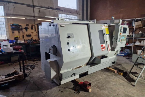 Токарний центр з ЧПУ HAAS SL-20