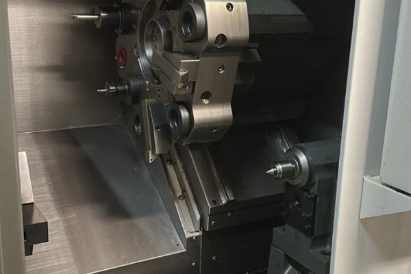 Токарний центр з ЧПУ HAAS ST-15