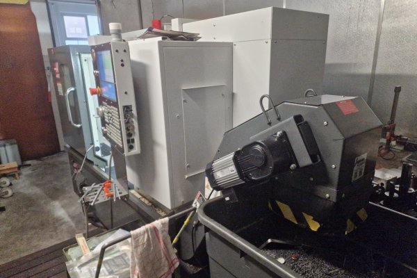 Токарний центр з ЧПУ HAAS ST-15