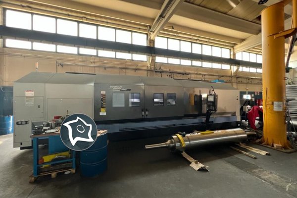 Токарно-фрезерний обробний центр з ЧПУ DOOSAN PUMA 700XLY