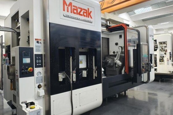 Токарно-фрезерный центр Mazak Integrex i-400 ST
