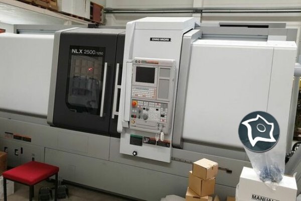 Токарно-фрезерный обрабатывающий центр c ЧПУ DMG MORI NLX 2500/1250 Y