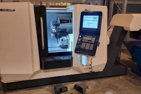 Токарно-фрезерный обрабатывающий центр с ЧПУ DMG MORI CLX 350 V6